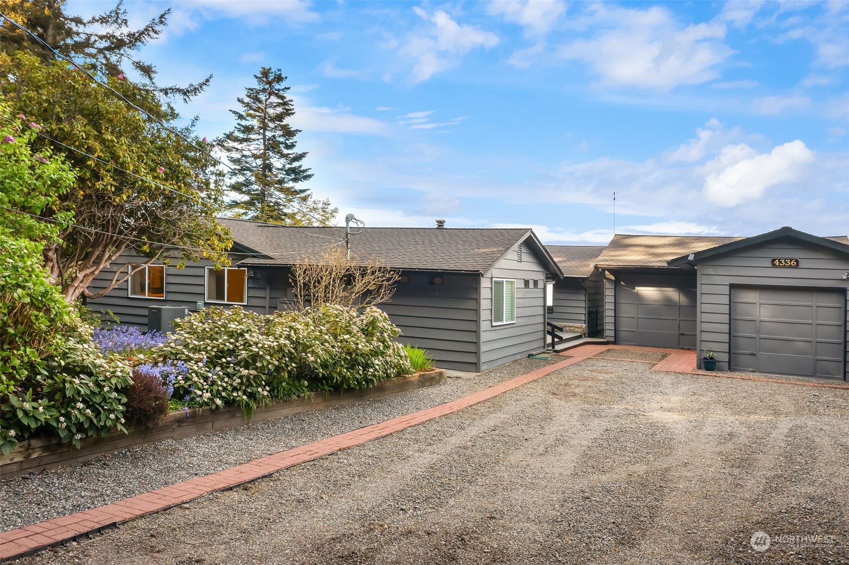 4336 Southwest Luana Beach Road Vashon, WA 98070 - Photo 33 of 35