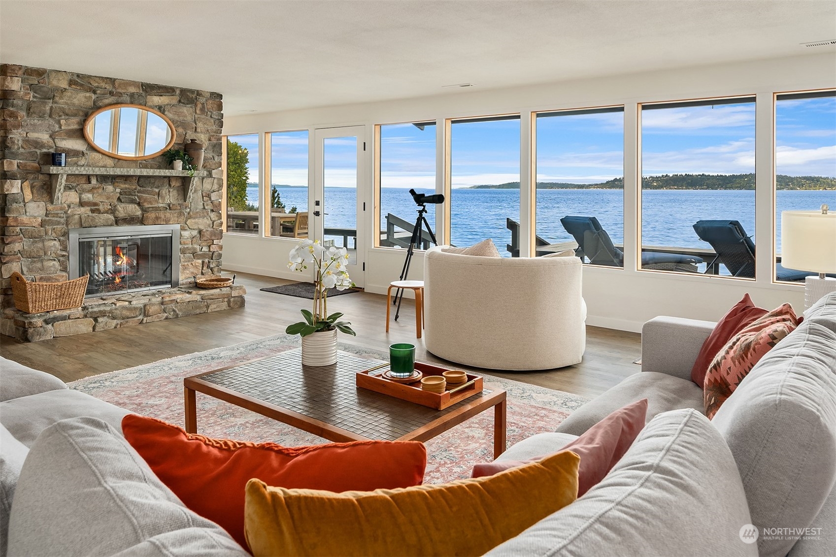 4336 Southwest Luana Beach Road Vashon, WA 98070 - Photo 4 of 35