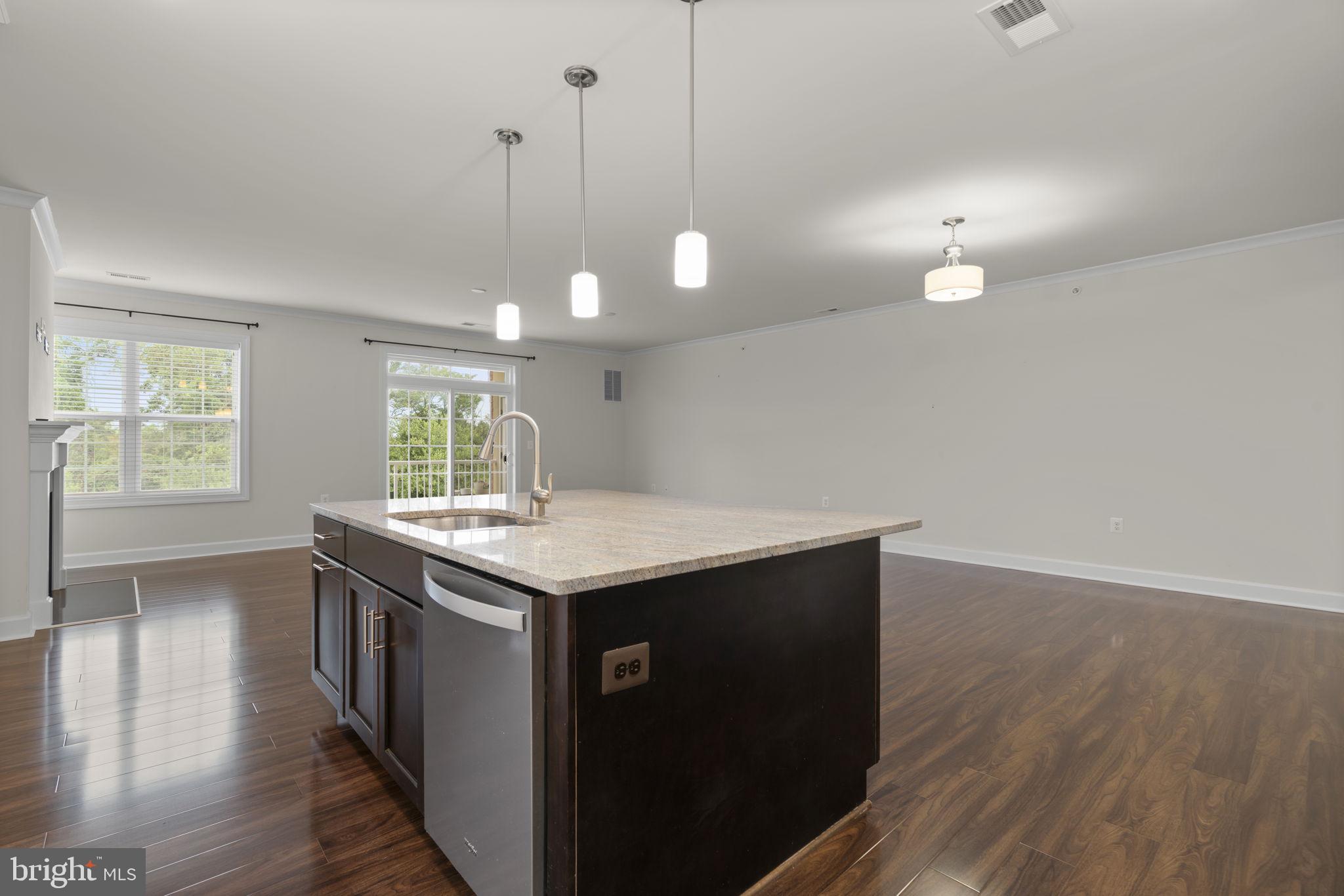 10520 Resort Road, Unit 309 Ellicott City, MD 21042 - Photo 12 of 44 Kitchen / Dining