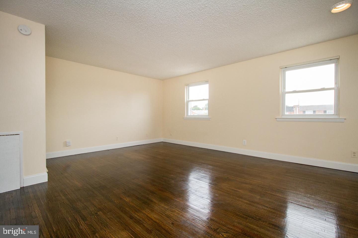 12429 Balston Road Philadelphia, PA 19154 - Photo 26 of 41