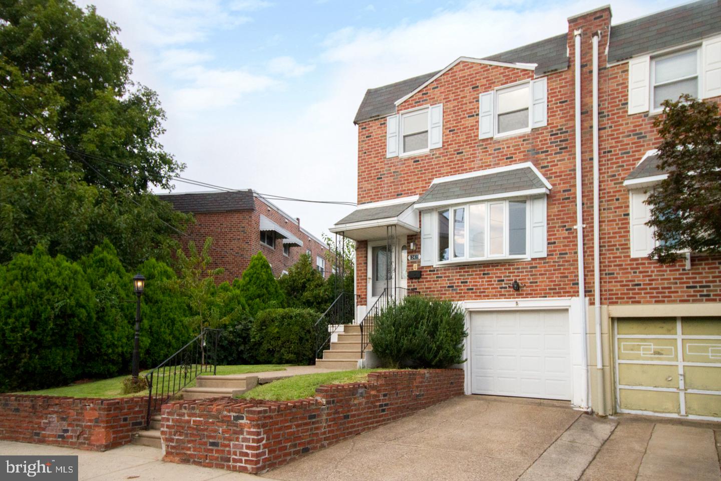 12429 Balston Road Philadelphia, PA 19154 - Photo 4 of 41