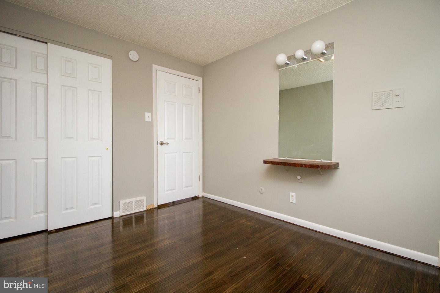 12429 Balston Road Philadelphia, PA 19154 - Photo 31 of 41