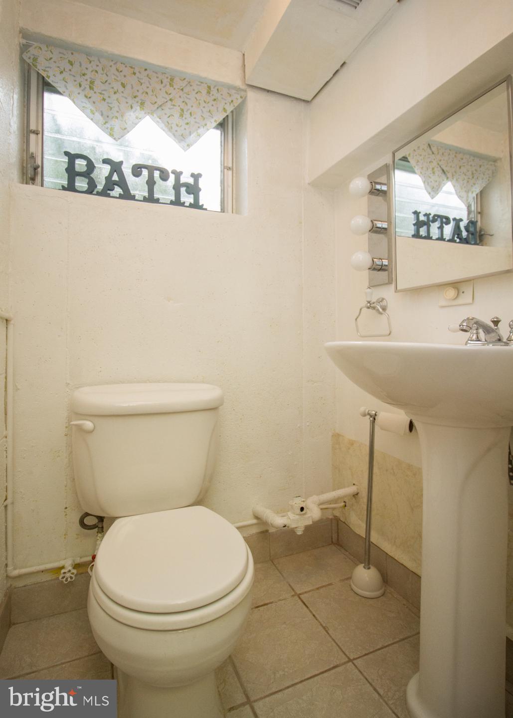 12429 Balston Road Philadelphia, PA 19154 - Photo 37 of 41