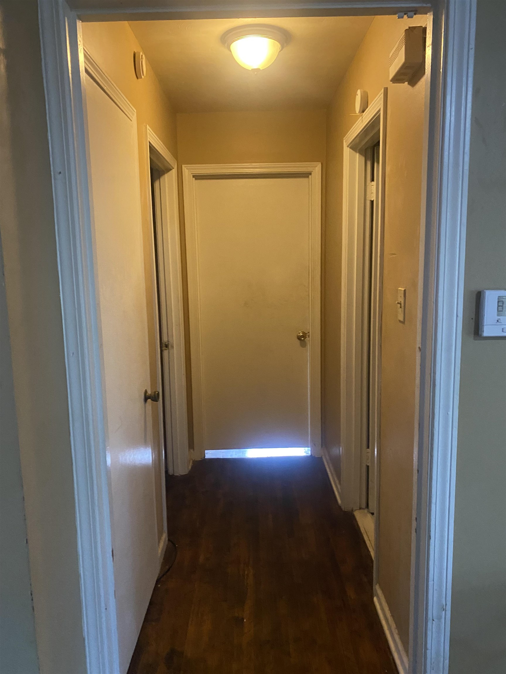 5466 Cottonwood Road Memphis, TN 38115 - Photo 9 of 16 a view of a bathroom with shower