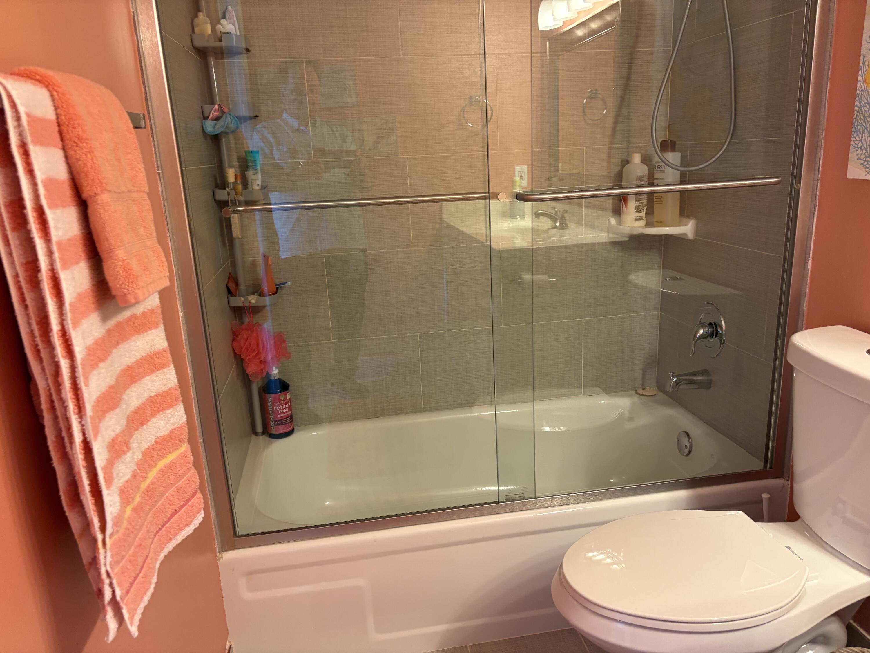 2024 Rexford B, Unit 2024B Boca Raton, FL 33434 - Photo 19 of 27 IMG_2461