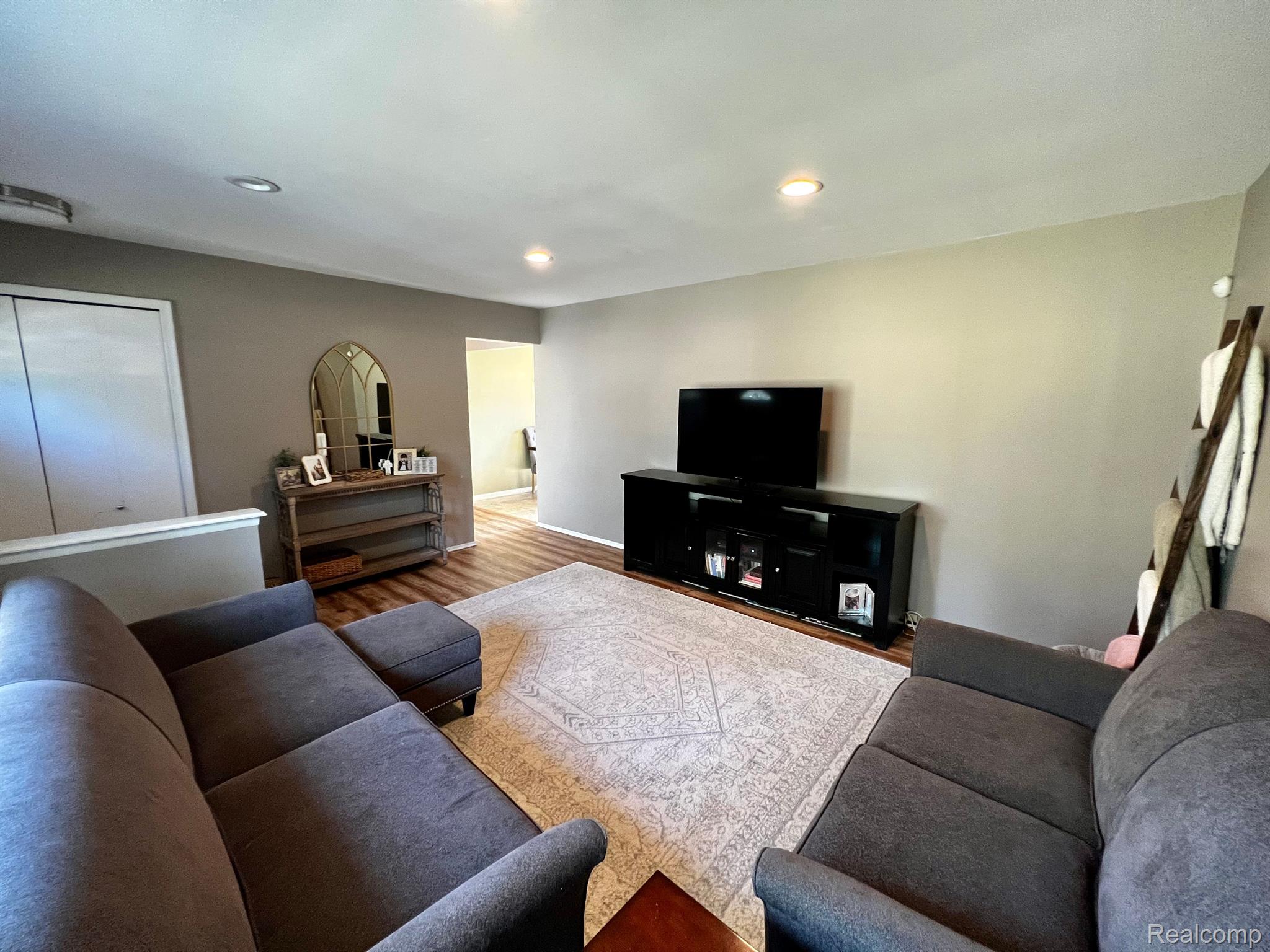 2616 Melvin Avenue Rochester, MI 48307 - Photo 10 of 20 Gallery Image 10