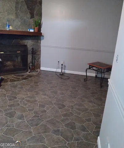 $900 | 1376 Country Ln Way Northeast, Conyers, GA 30012