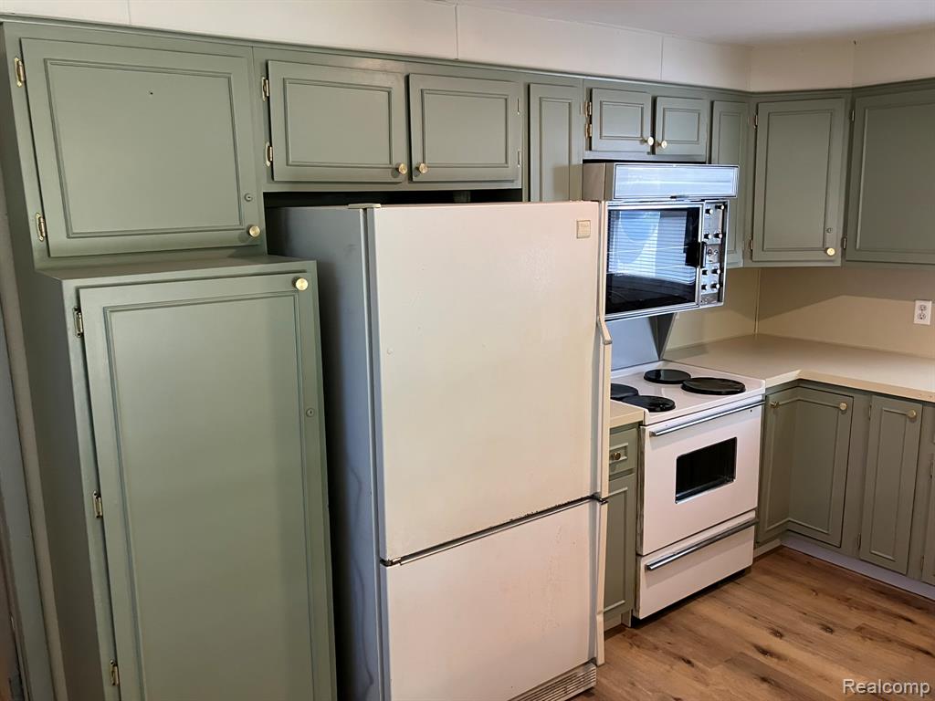 1885 Maple Road Smiths Creek, MI 48074 - Photo 21 of 24 Gallery Image 21