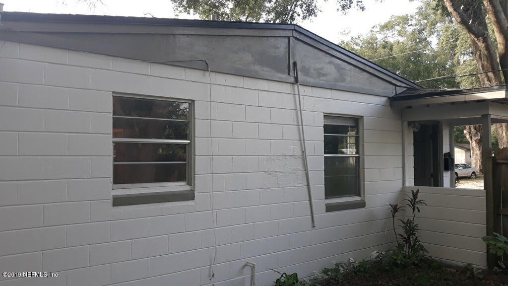 6744 Gamewell Road Jacksonville, FL 32211 - Photo 3 of 14 a view of front door