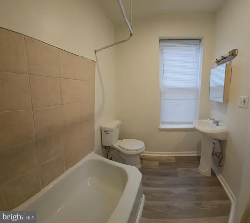 $1,200 | 2253 North 16th Street, Unit 2R, Philadelphia, PA 19132