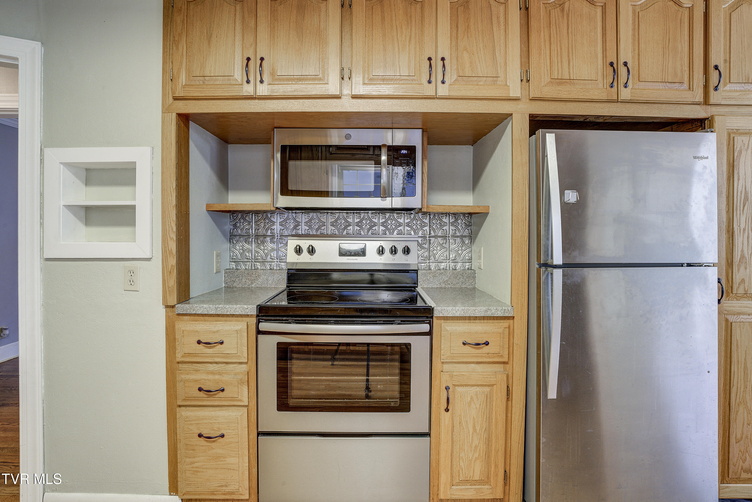 1208 Robinhood Road Greeneville, TN 37745 - Photo 15 of 63 Robinhood-INTERIOR-8