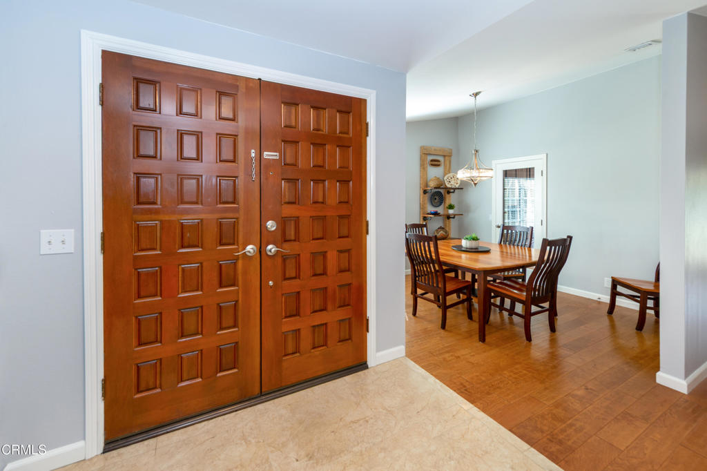 13768 Laurelhurst Road Moorpark, CA 93021 - Photo 5 of 23