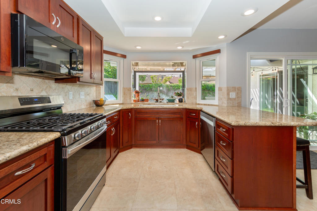 13768 Laurelhurst Road Moorpark, CA 93021 - Photo 8 of 23