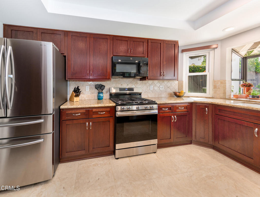 13768 Laurelhurst Road Moorpark, CA 93021 - Photo 10 of 23