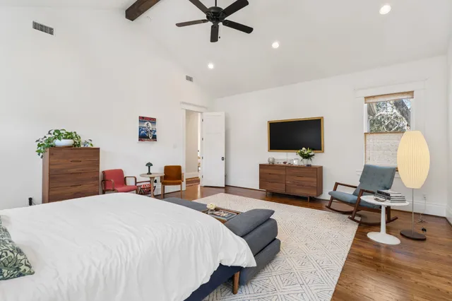 $1,699,000 | 425 Byrne Street, Houston, TX 77009