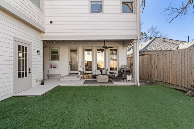 $1,699,000 | 425 Byrne Street, Houston, TX 77009