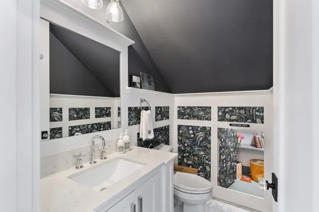 $1,699,000 | 425 Byrne Street, Houston, TX 77009