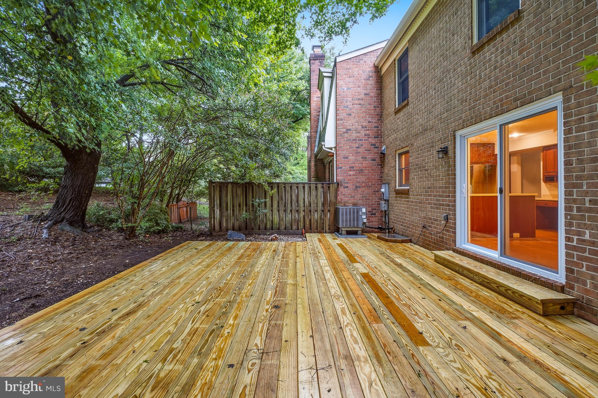 11525 Pine Cone Court Reston, VA 20191 - Photo 53 of 56 Gallery Image 53