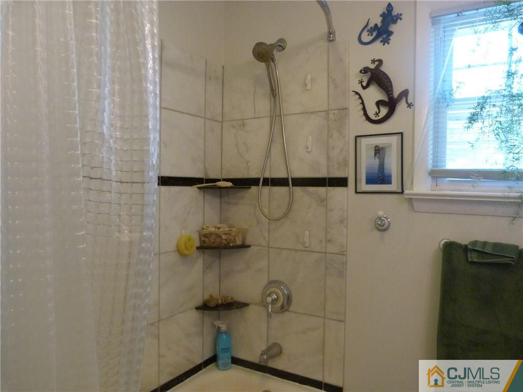 45 South Pennington Road New Brunswick, NJ 08901 - Photo 9 of 21 a bathroom with a shower