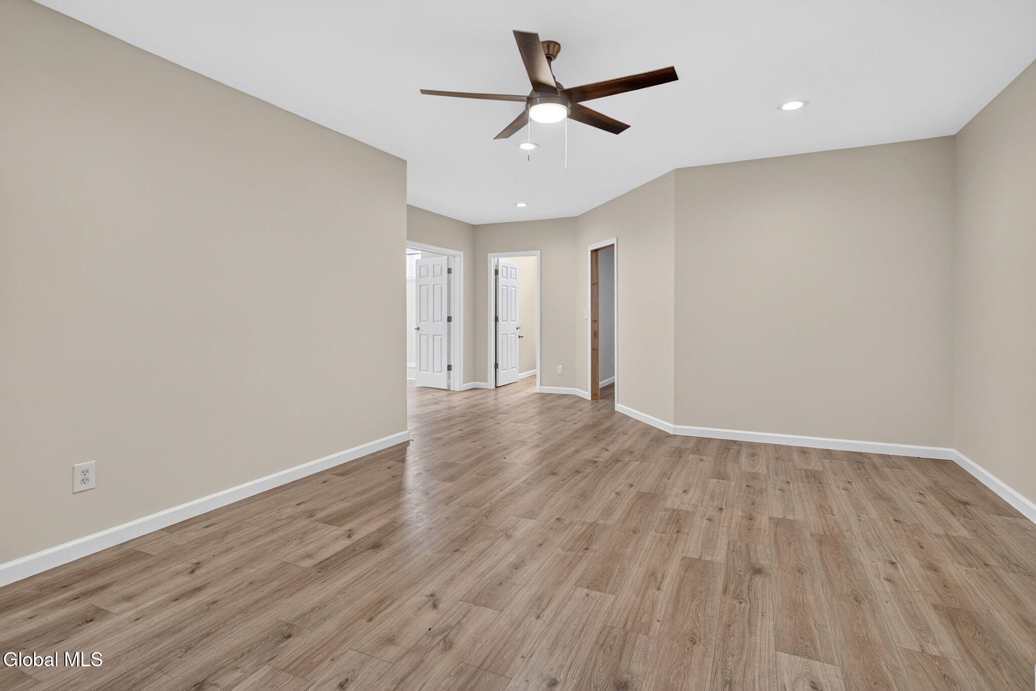 25 Outlet Road Ballston, NY 12019 - Photo 35 of 54 35-web-or-mls-033-028_DSC04777