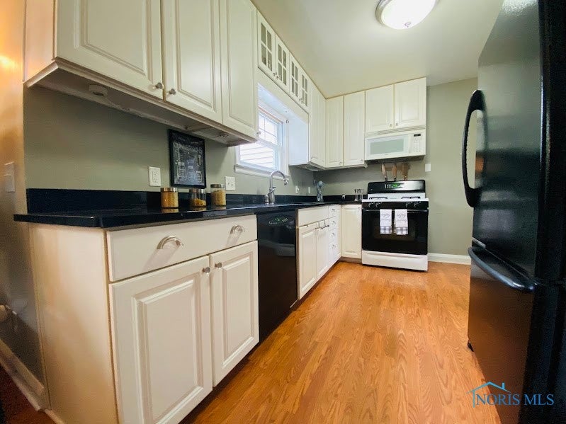1656 Gilbert Road Toledo, OH 43614 - Photo 8 of 20 Gallery Image 8