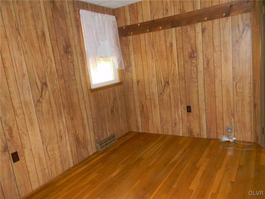 300 Spring Valley Road Easton, PA 18042 - Photo 17 of 28 Bedroom 2; hardwood floors