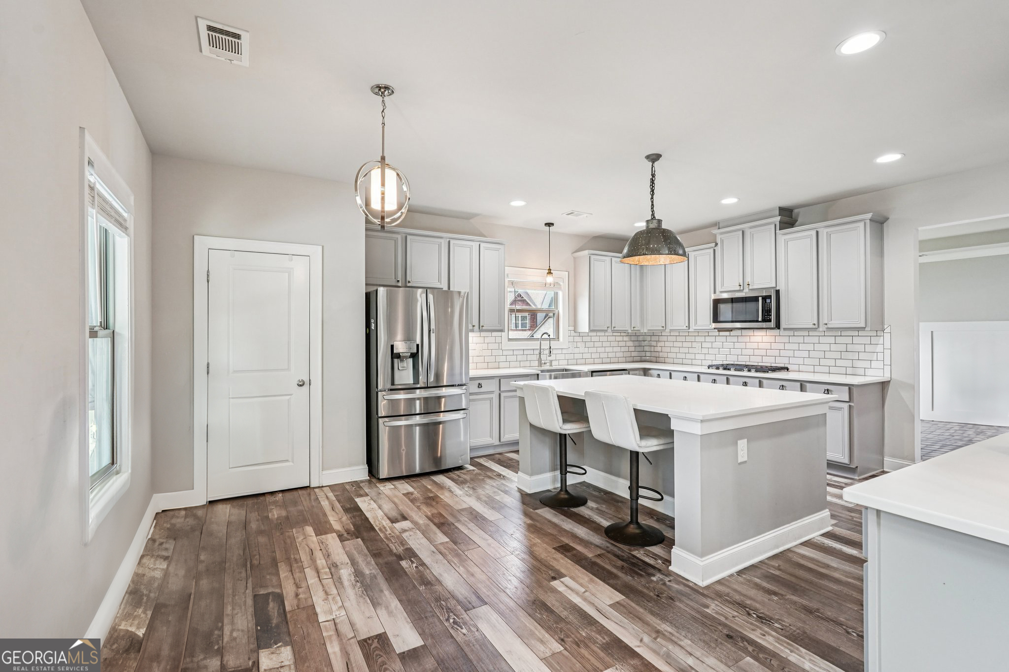 17 Lake Sydney Drive Dawsonville, GA 30534 - Photo 11 of 100