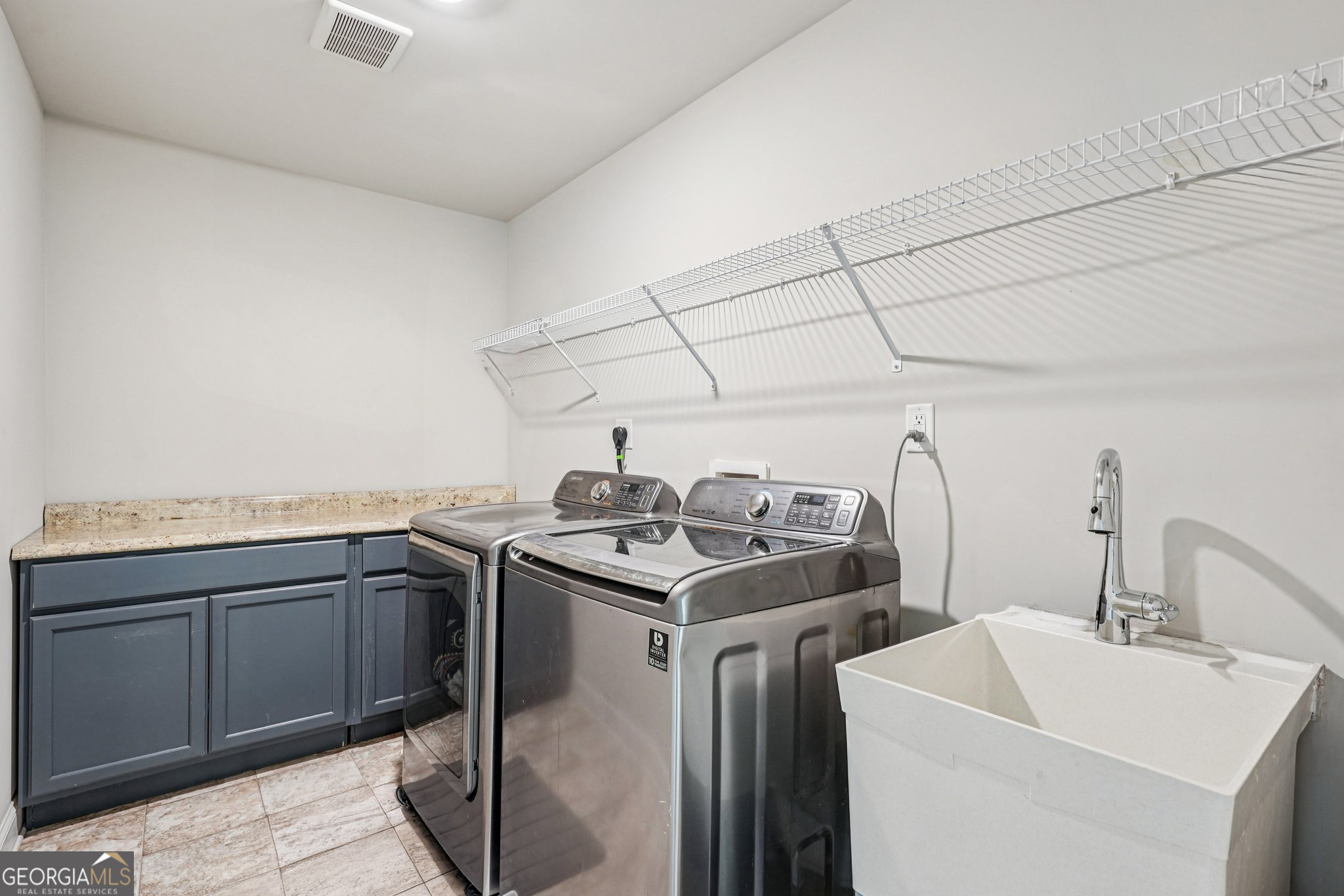 17 Lake Sydney Drive Dawsonville, GA 30534 - Photo 44 of 100 a utility room with dryer and washer