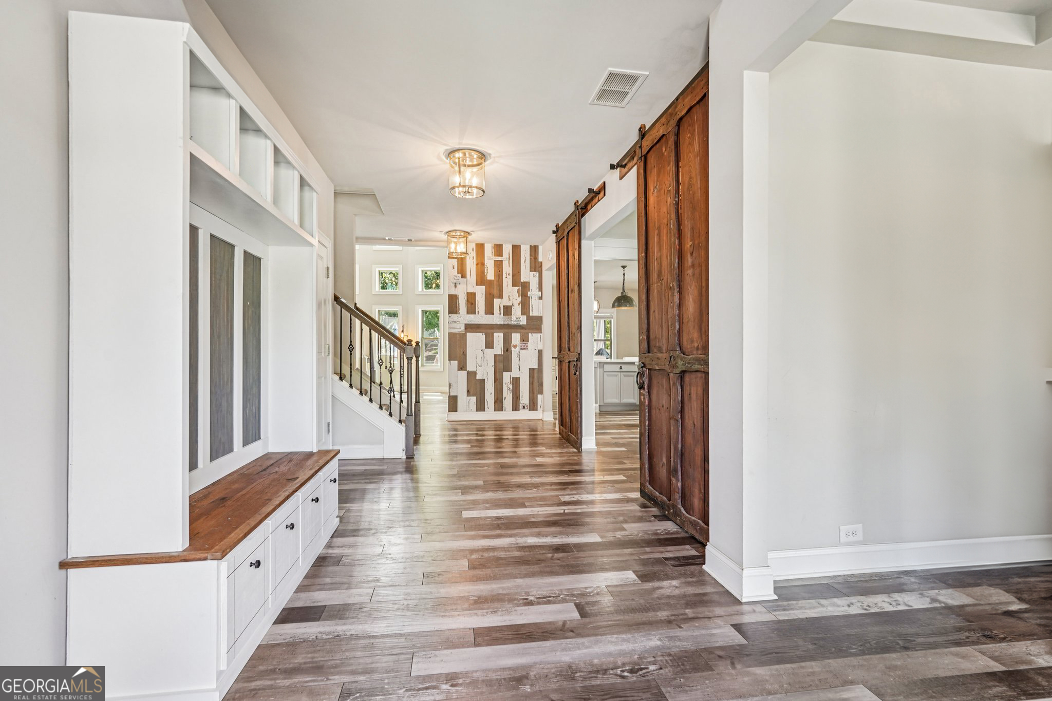 17 Lake Sydney Drive Dawsonville, GA 30534 - Photo 6 of 100