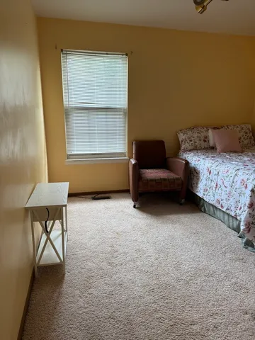 $253,000 | 404 Lauren Lane, Island Lake, IL 60042