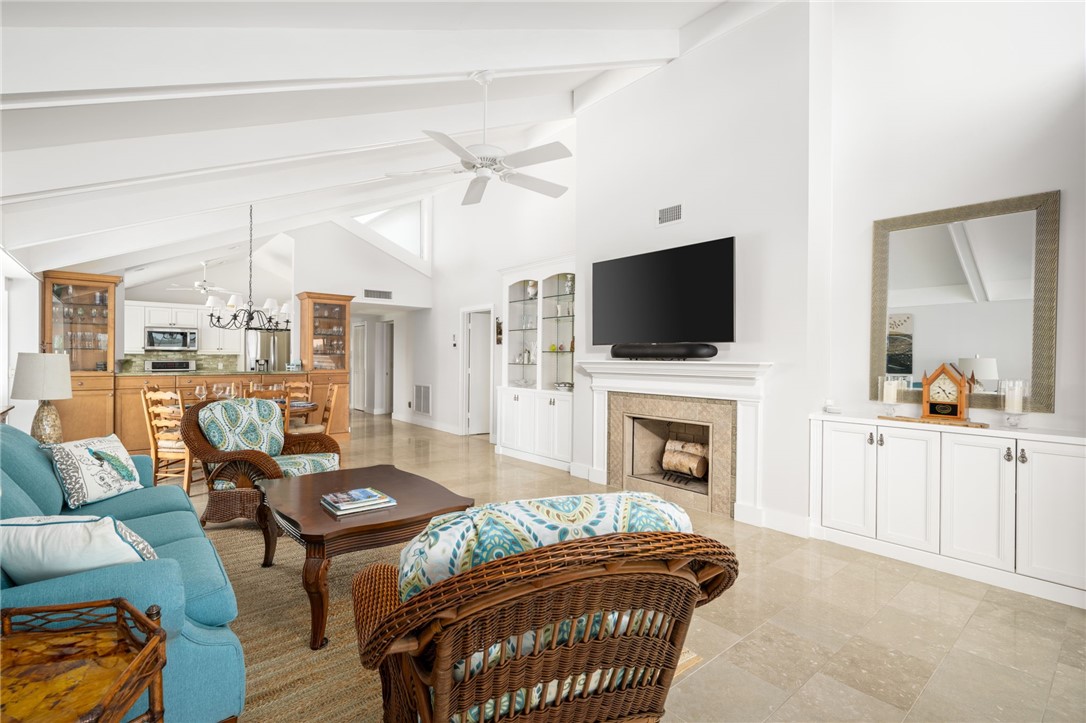 901 Bay Road, Unit 201 Vero Beach, FL 32963 - Photo 11 of 31 Gallery Image 11