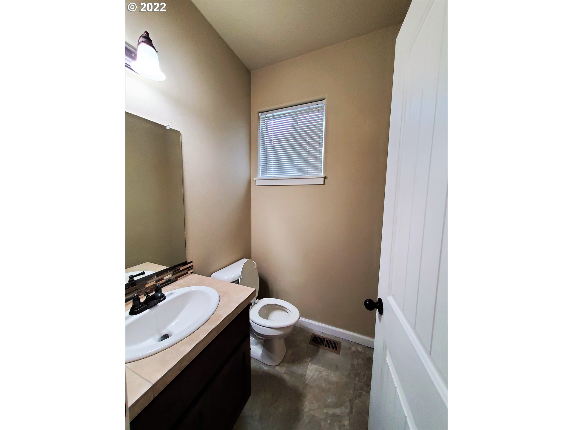 2511 Carson Loop Forest Grove, OR 97116 - Photo 15 of 32 Gallery Image 15
