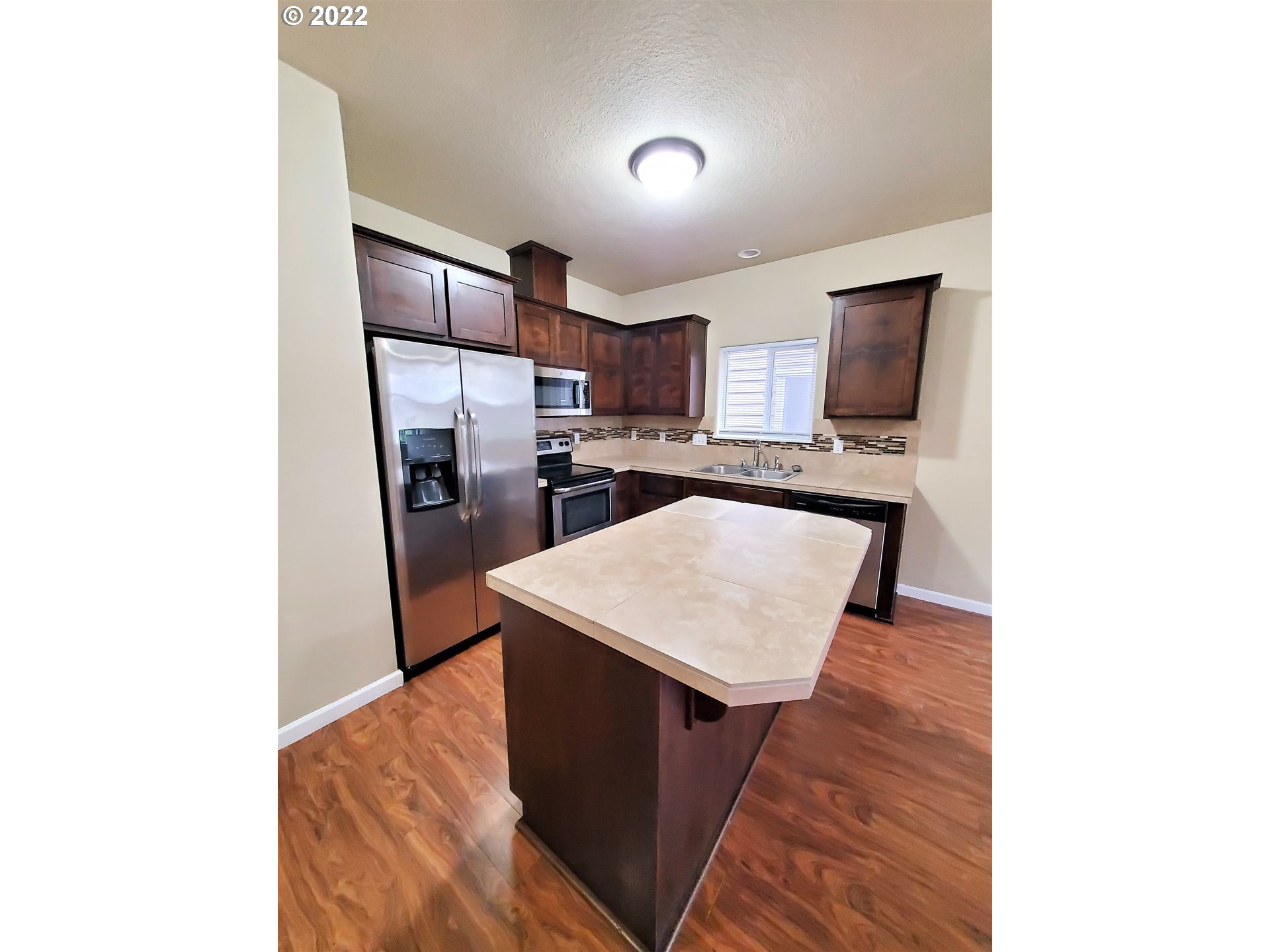 2511 Carson Loop Forest Grove, OR 97116 - Photo 10 of 32 Gallery Image 10