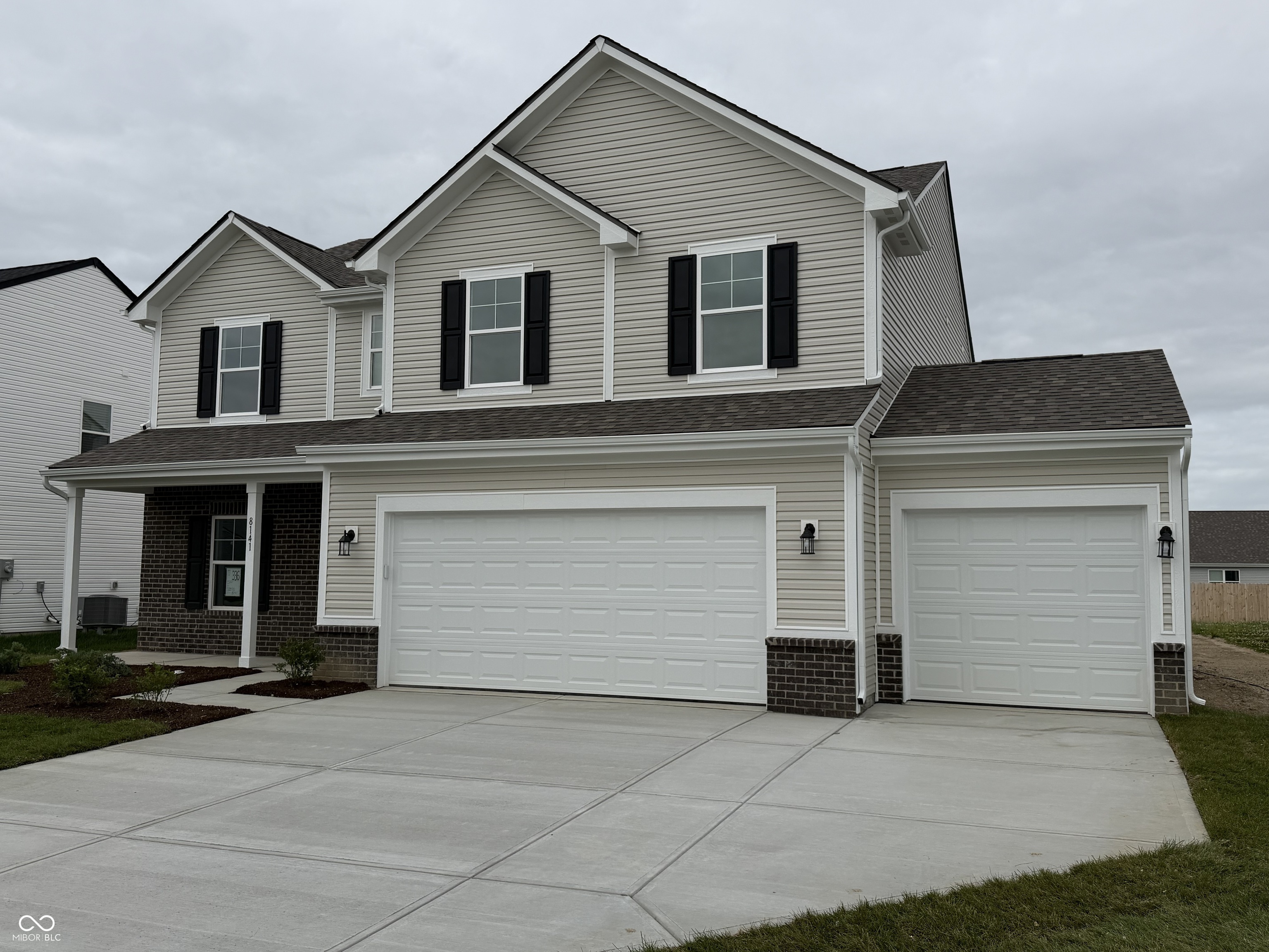 8141 Clary Lane Pendleton, IN 46064 - Photo 2 of 19