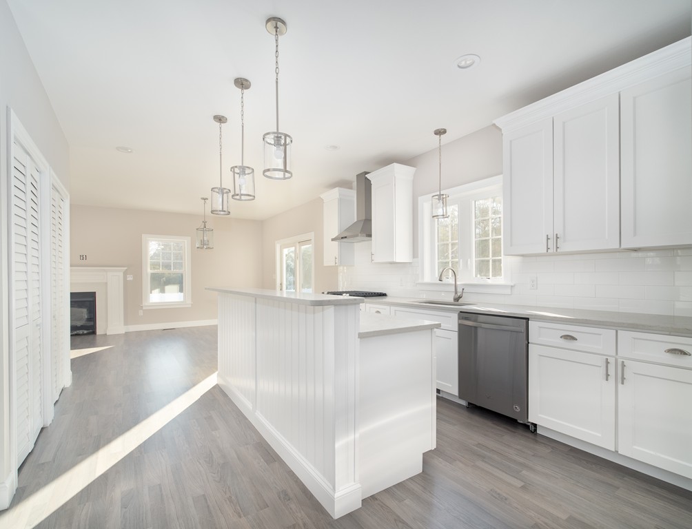 81 Baker Road Salisbury, MA 01952 - Photo 9 of 30