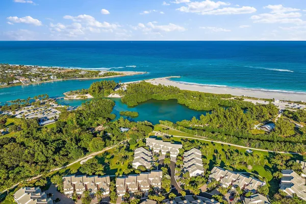 $2,600 | 3902 Fairway Drive North, Jupiter, FL 33477