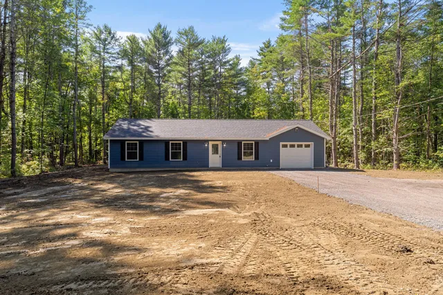 $399,999 | 23 Arnold Road, Vassalboro, ME 04989