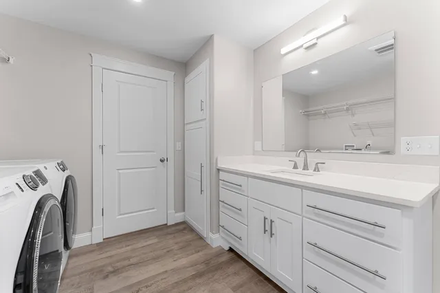 $399,999 | 23 Arnold Road, Vassalboro, ME 04989