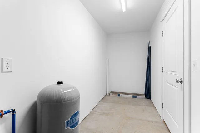 $399,999 | 23 Arnold Road, Vassalboro, ME 04989