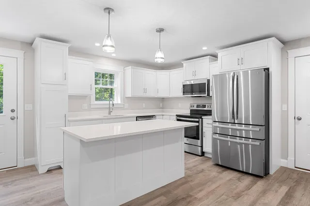 $399,999 | 23 Arnold Road, Vassalboro, ME 04989