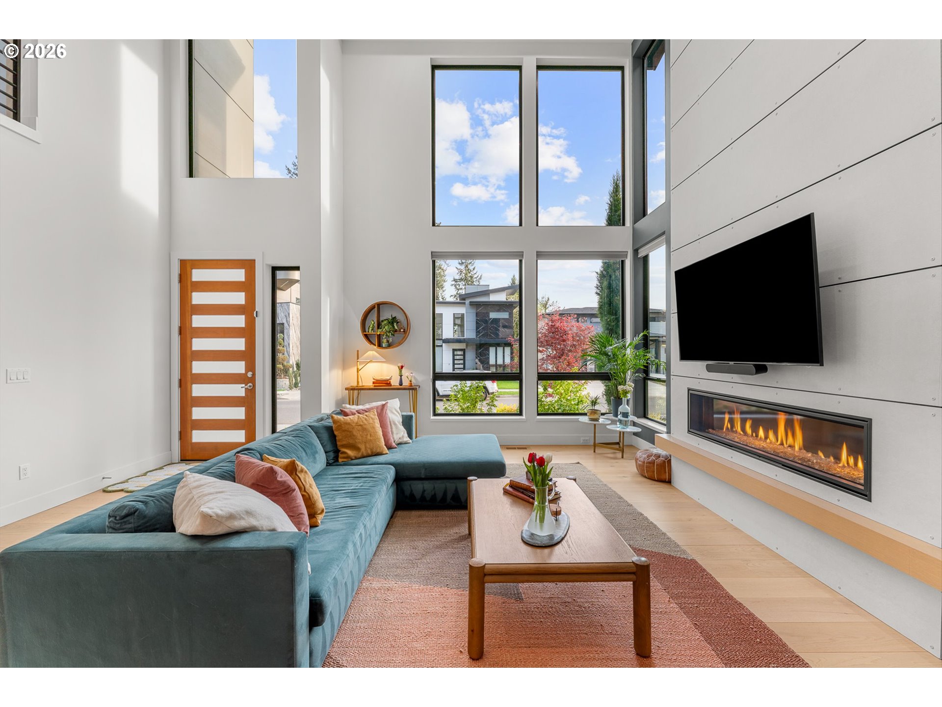 529 Province Drive Camas, WA 98607 - Photo 7 of 48 Living Room