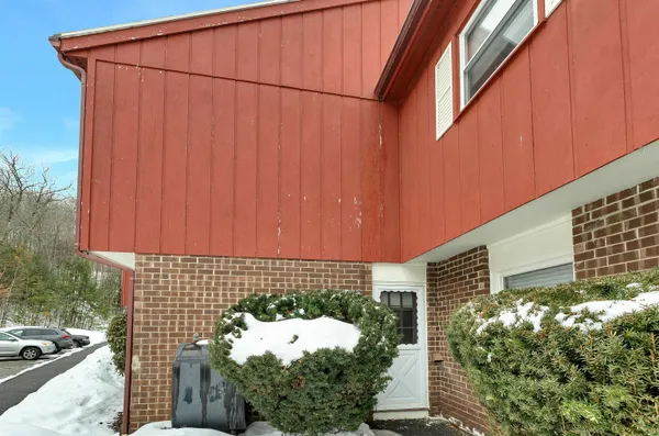 $275,000 | 30 South Street, Unit 9, Laconia, NH 03246