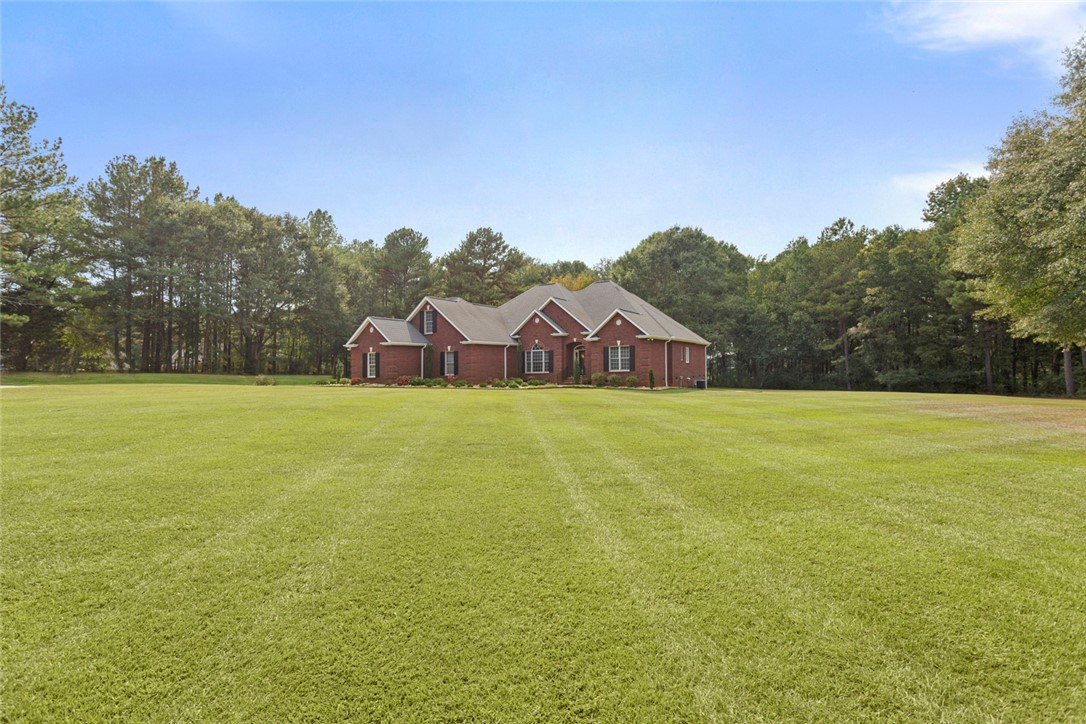 1421 Stringer Road Belton, SC 29627 - Photo 5 of 44