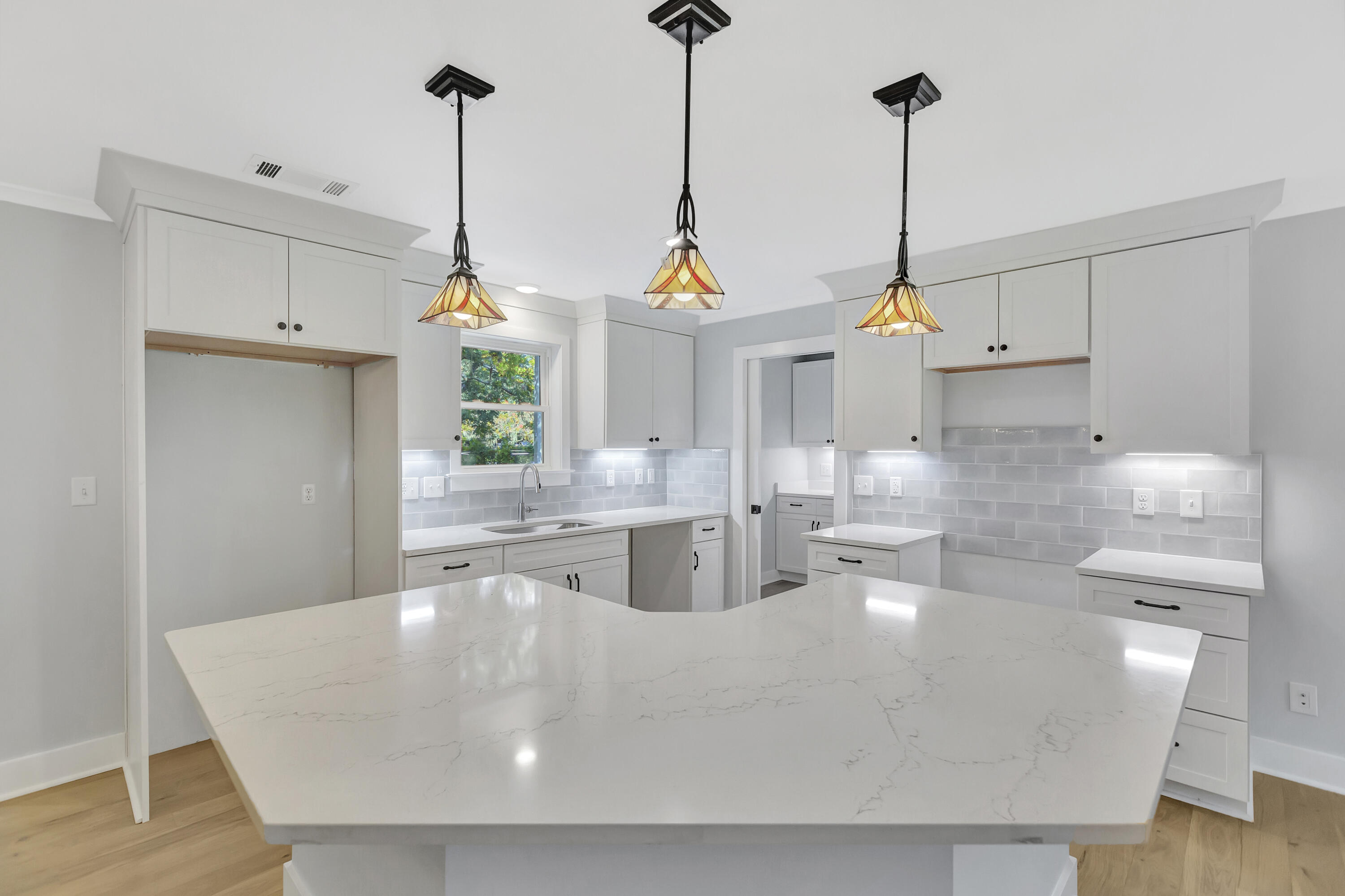 1249 Stone Post Road Charleston, SC 29412 - Photo 11 of 50 296A4148