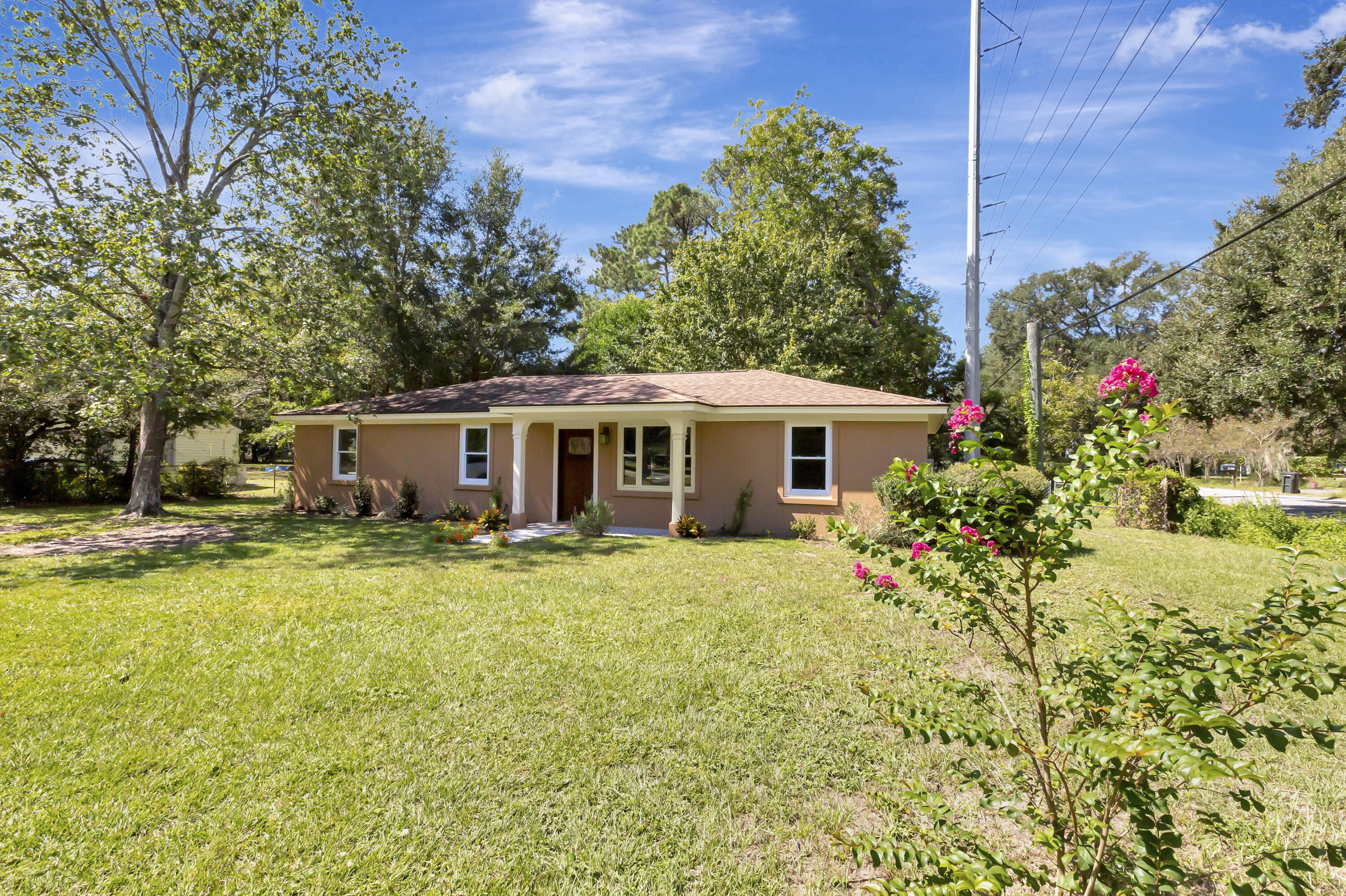 1249 Stone Post Road Charleston, SC 29412 - Photo 2 of 50 296A4299
