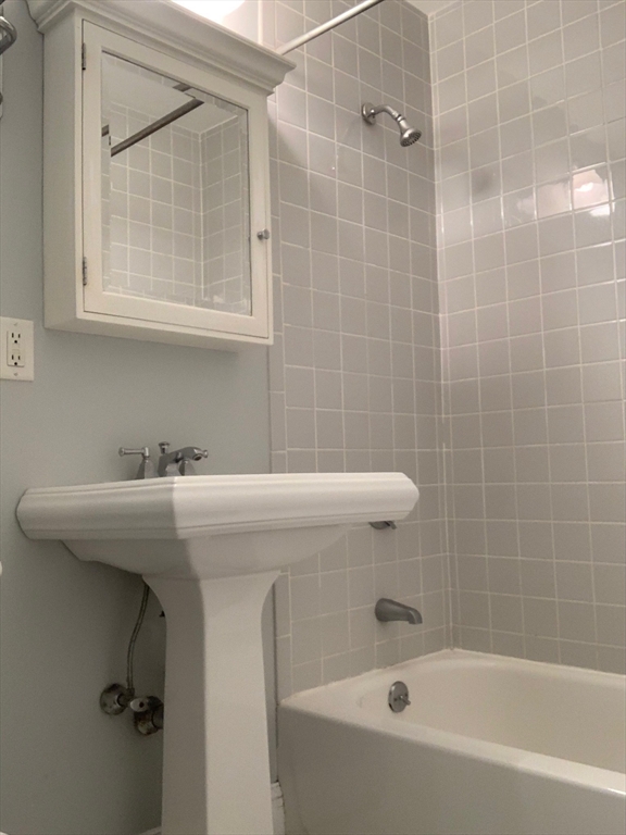 56 Prince Street, Unit 4 Boston, MA 02113 - Photo 11 of 14