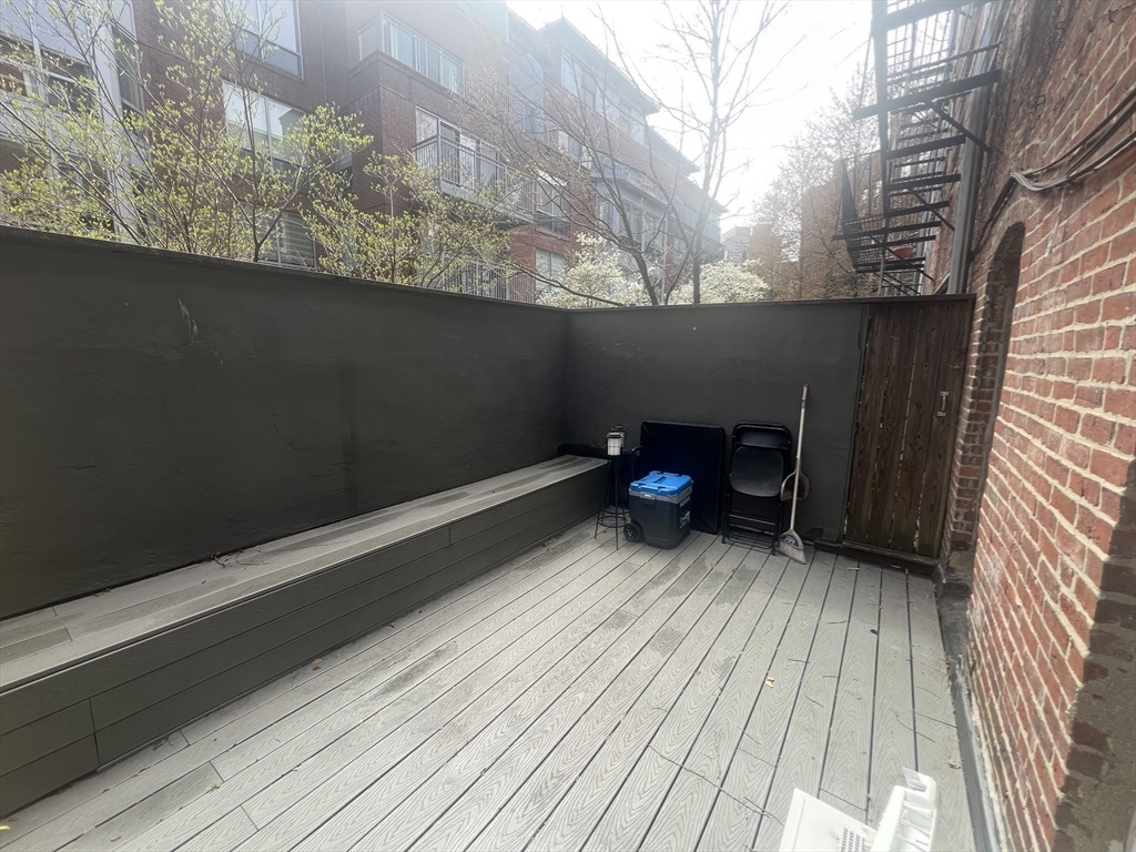 56 Prince Street, Unit 4 Boston, MA 02113 - Photo 13 of 14