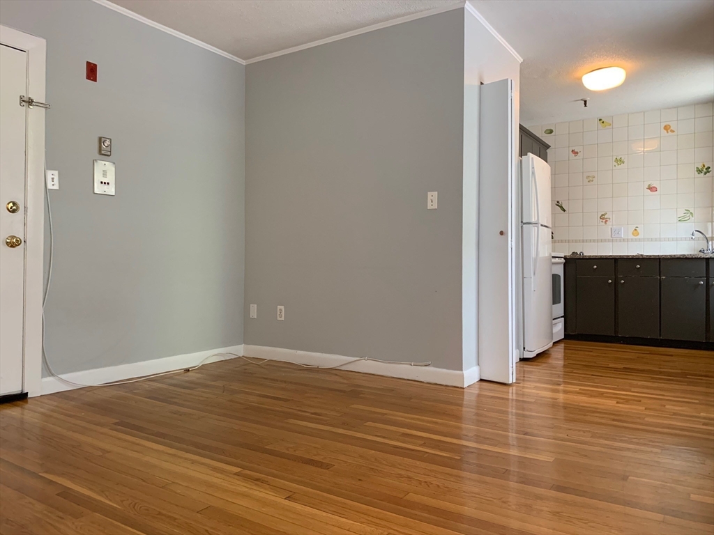 56 Prince Street, Unit 4 Boston, MA 02113 - Photo 2 of 14