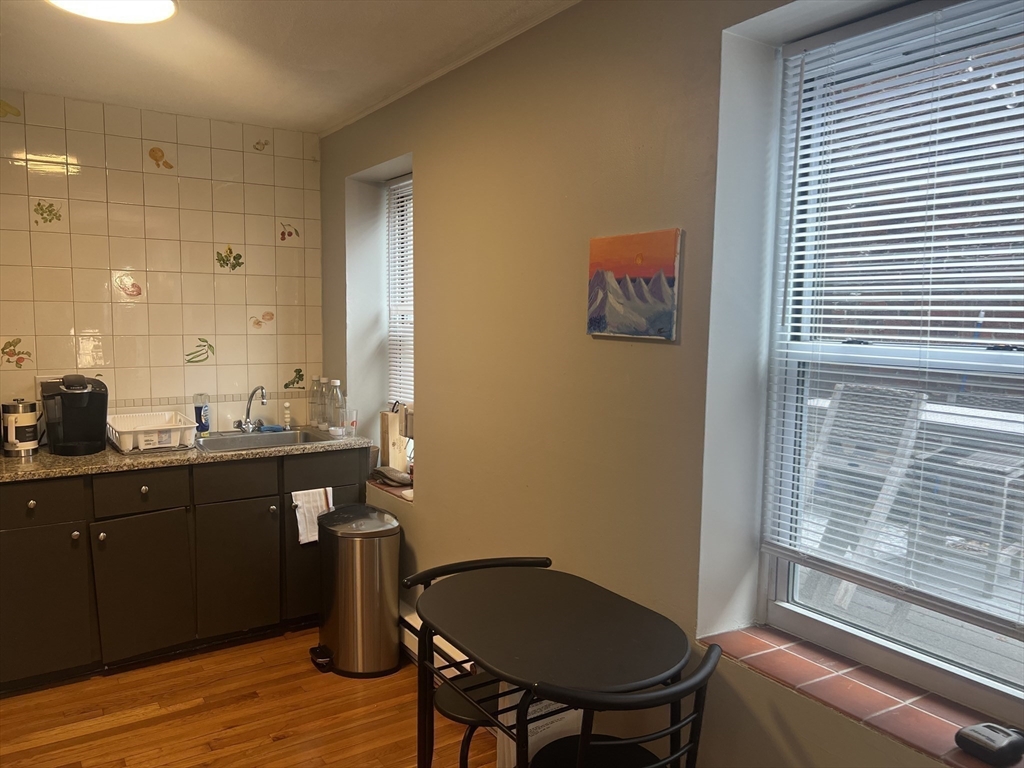 56 Prince Street, Unit 4 Boston, MA 02113 - Photo 6 of 14