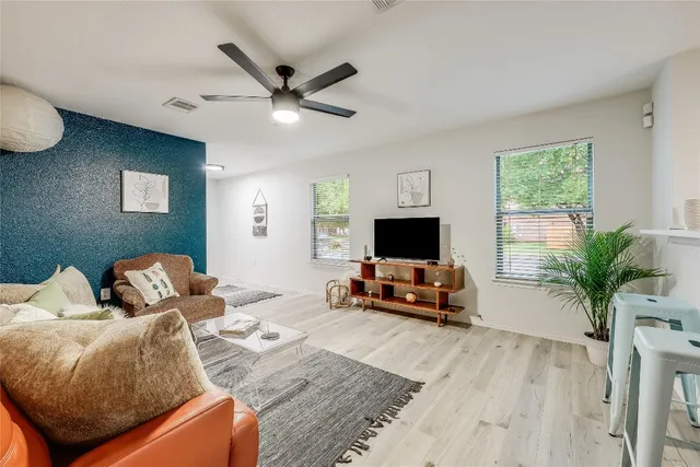 $1,950 | 5301 Apple Orchard Lane, Austin, TX 78744